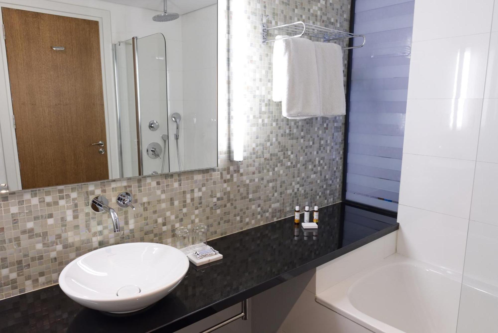 Suite con 1 Camera da Letto e Vista Mare